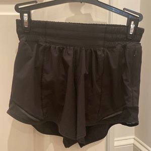 Lululemon black hotty hot shorts
